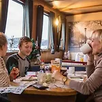 Mps Holland Bateau-hôtel 2*